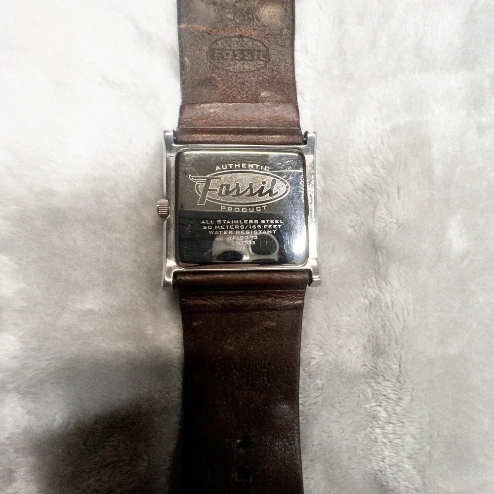 Fossil JR-9272 Square Watch Wide Leather Band 42mm Mens Watch 5atm Sunburst Dial